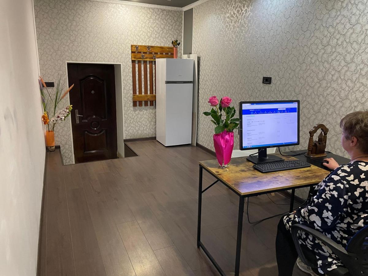 N 1 Hostel Ереван Екстериор снимка