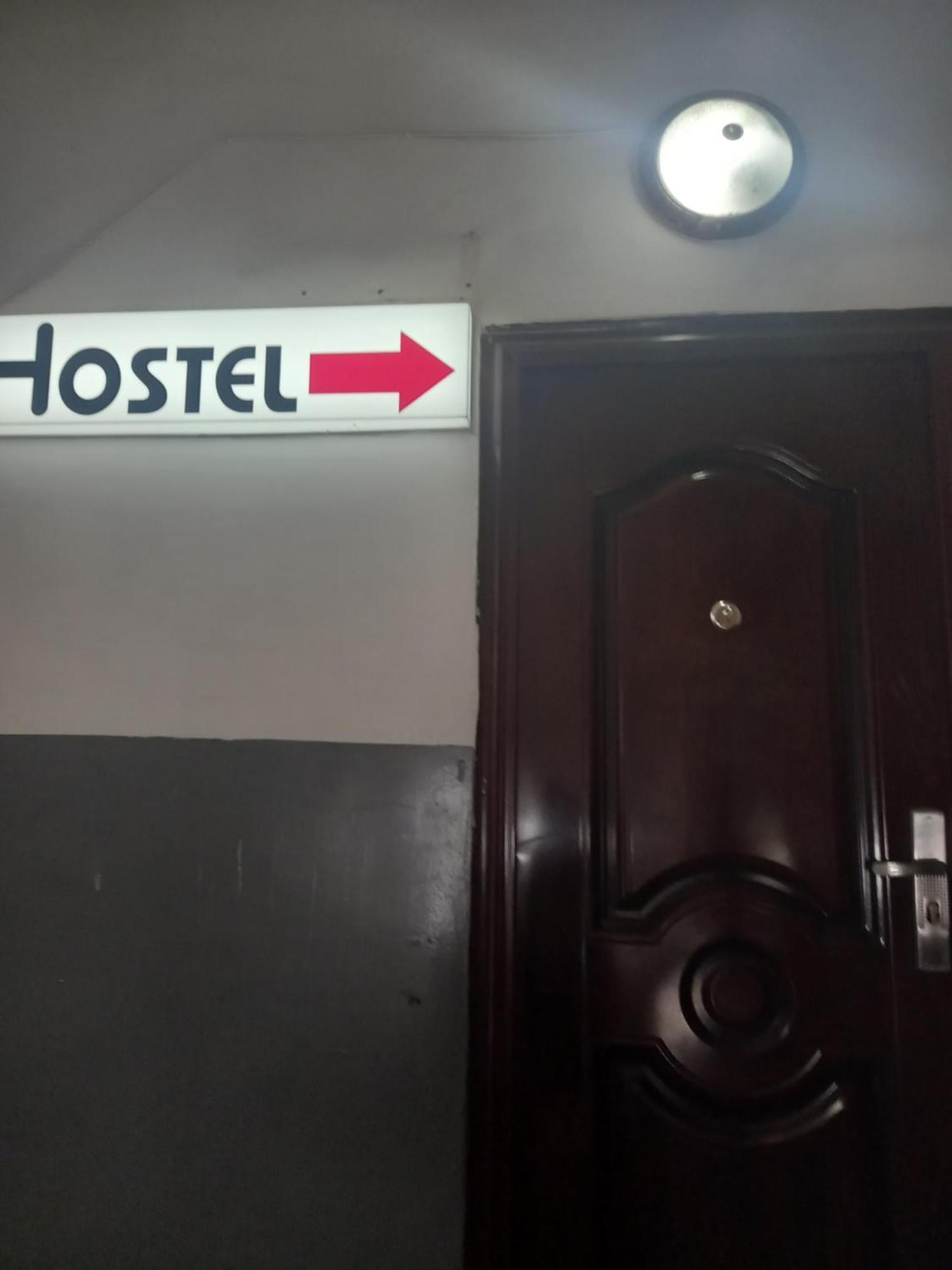 N 1 Hostel Ереван Екстериор снимка